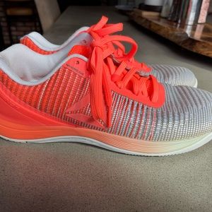 Reebok CrossFit Neon Orange nanoweave size 8 like new sneakers